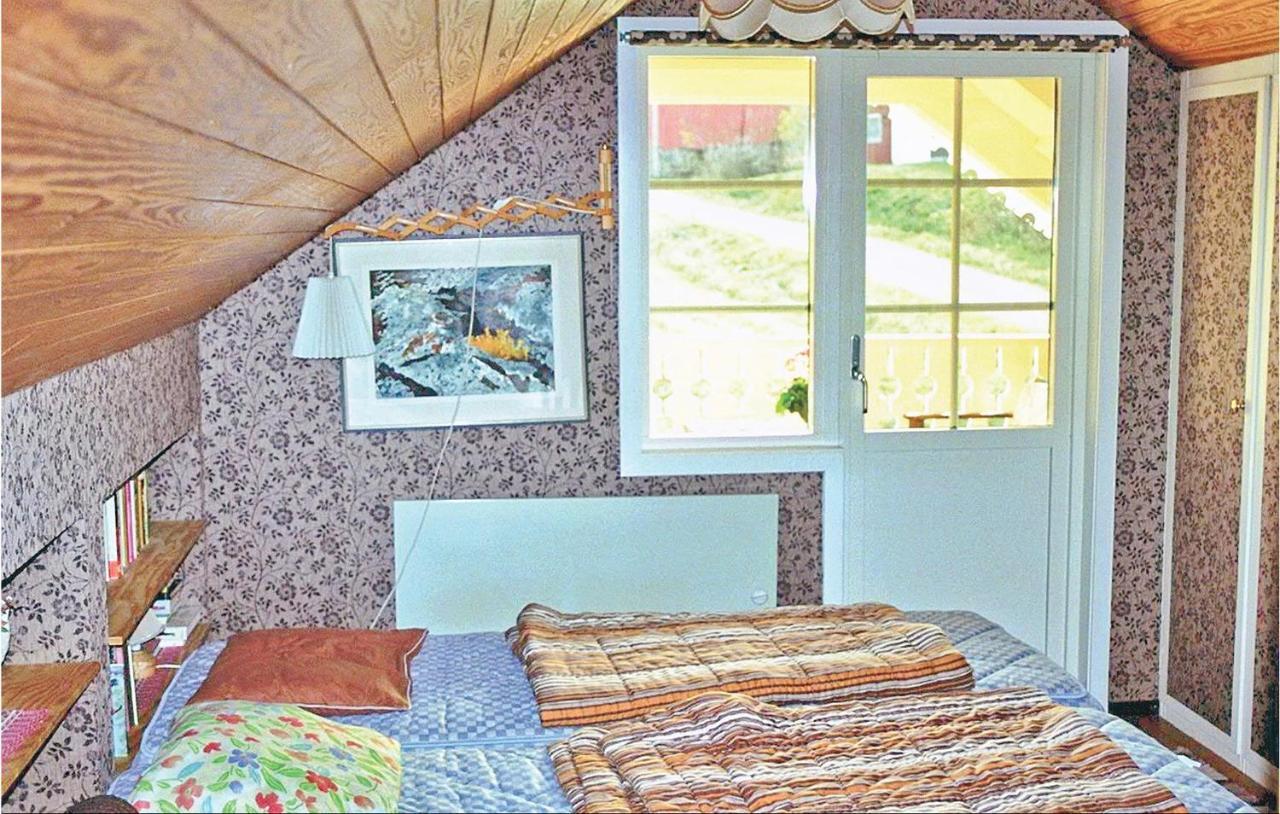 3 Bedroom Beautiful Home In Kristdala Malghult Екстериор снимка