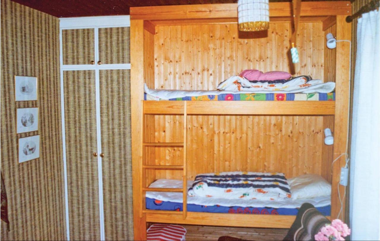 3 Bedroom Beautiful Home In Kristdala Malghult Екстериор снимка